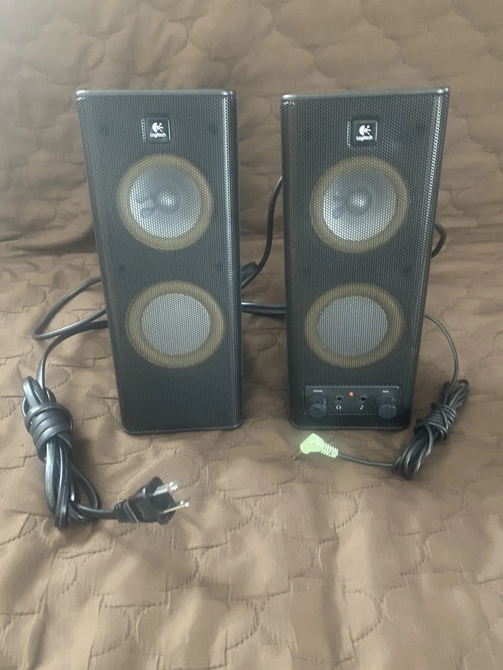 Logitech S 0264A 2.0 Channel 3.5mm Jack 80mA Loud Speakers 10 Inch Black Color - Image 1 of 1