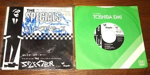 THE SPECIALS ~ GANGSTERS ~ FULLY HAND SIGNED JAPANESE 7" 1979 UACC DEALER - Picture 1 of 11