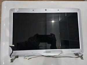 J417 Samsaung R530 LCD SCREEN bezel trim Top Lid Hinges Full Assembly - Picture 1 of 11