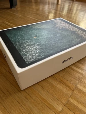 Apple iPad Pro 2017 10,5 Zoll 64 GB WiFi Spacegrau - Bild 1 von 4