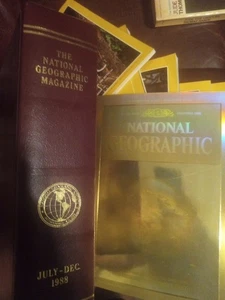 National Geographic 1989 June December w/ Faux Leather Slip Case Full 7 Magazine - Imagen 1 de 10