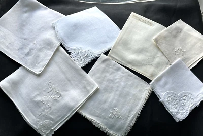 SIETE (7) PAÑUELOS BLANCOS HORMIGA DE COLECCIÓN - ENCAJE, LINO, ETIQUETADOS, MARIPOSA, BORDADO Foto 1 de 4