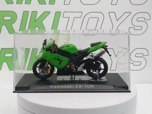 Kawasaki ZX- 10 R Edicola 1/24 Verde 2004 - Foto 1 di 4