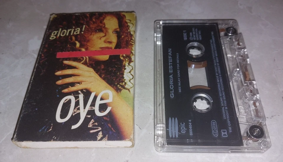 GLORIA ESTEFAN * OYE! * CASSETTE SINGLE 1998 - Image 1 of 1
