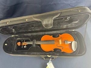 Romanian Model KR10 Violin with Case,  1/2 size - Picture 1 of 5