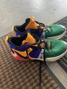 Nike Youth Lebrons Witness 7 Multicolor Size 6.5 - Picture 1 of 6