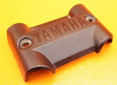 Yamaha Blaster 200 Yfs200 1988-200 cubierta de plástico con logotipo delantero 2XJ-2842M-00-00 Foto 1 de 4