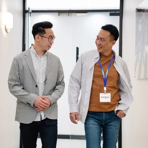 5 sets of Transparent Cards Holder PVC Cards Protective Cover Credit Holder - Picture 1 of 12