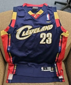 VTG Cleveland Cavaliers Jersey Youth Sz L Reebok Lebron James NBA Stitched - Picture 1 of 6