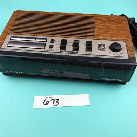 Panasonic RC-6085 Accu-set AM-FM Clock Radio 2 Alarms w/ Battery Back up/Vintage Cover