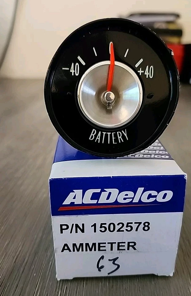 Corvette 1963 amplificador de batería amperímetro Foto 1 de 4