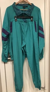 Conjunto de pantalones chaqueta cortavientos Perth Sports Club de colección (verde azulado/púrpura) - para mujer L y M - Imagen 1 de 10