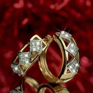 18k yellow gold gf huggies made with Swarovski crystal earrings fashion square - Picture 1 of 4