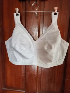 Playtex White Floral Bra 54D 18hr Wireless Comfort Straps - Picture 1 of 15
