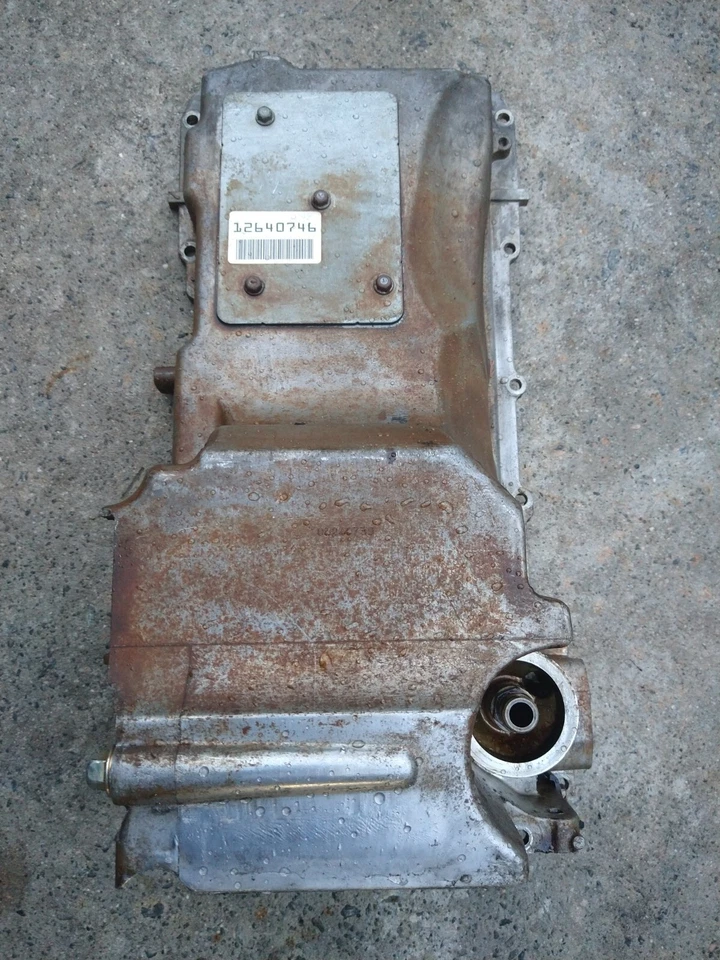 Chevrolet Suburban 1500 2011 cárter de aceite del motor 96N006 5,3 12640746 Foto 1 de 2