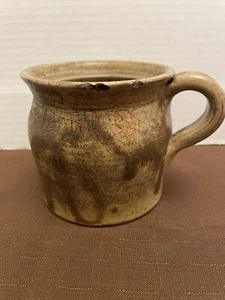 Rara brocca marrone in ceramica di pino firmata Edith Harwell Fairhope AL 1947 con manico - Foto 1 di 12