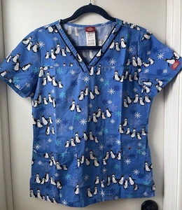 Christmas Scrub Tops Size Extra Small For Women.  VGC￼ - Picture 1 of 6