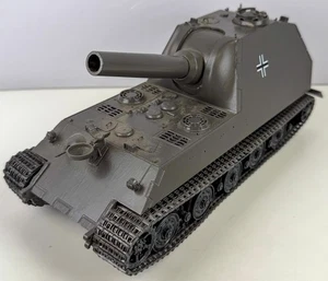 Deutscher Jagdtiger Jagdpanzer Maßstab 1:35 gebaut Vitrinenmodell - Bild 1 von 10