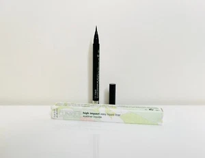 Eyeliner liquido Clinique High Impact Easy ~ 01 nero ~ 0,02 once / 0,67 g - Foto 1 di 3