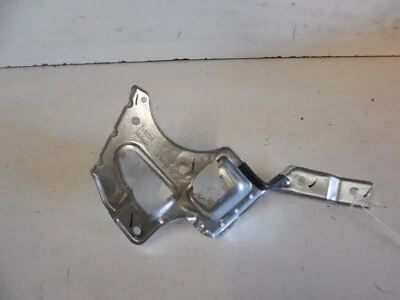 2006 BMW E60 530xi Sedan Front Left Driver Door Panel Mount Bracket - Image 1 of 4