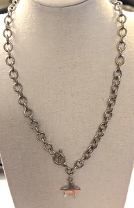 SILVER TONE CHAIN TOGGLE CLOSURE WITH STAR CHARM NECKLACE - Picture 1 of 5