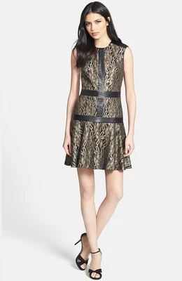 Vestido Nicole Miller Cuero Borde Laminado Encaje Ajuste y Acampanado (Talla 4) Foto 1 de 4