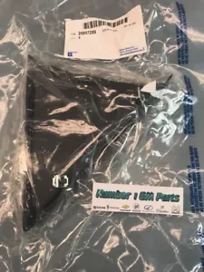 New Genuine GM 25857289 Drivers Door Inside Black Triangle Cover Silverado Sierr - Bild 1 von 2