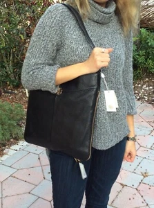 TORY BURCH BEUTELTASCHE MIT SEITLICHEM REISSVERSCHLUSS SCHWARZ HANDTASCHE GENARBTES LEDER NEU MIT ETIKETT - Bild 1 von 6