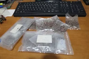 Resistencias vintage 390 ohmios 1/2 vatio 1% tolerancia (1500 piezas) - Imagen 1 de 4