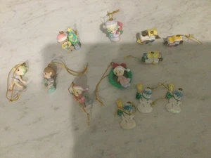 VINTAGE PRECIOUS MOMENTS CHRISTMAS ORNAMENTS 12 - Picture 1 of 6