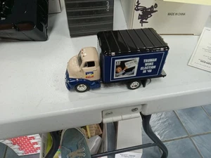 Matchbox Yesteryears 1948 GMC COE USPS President Truman's Anniversary Lot 142 - Picture 1 of 9