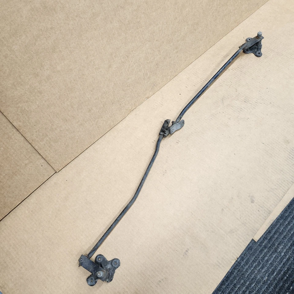 C3 Corvette Windshield Wiper Arm Linkage Front Wiper Transmission Rod Link 69-82 - Image 1 of 4
