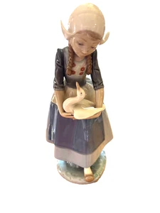 Lladro Porcelain Figurine  RARE “ILSA” 1980 “Dutch Girl With Duck #5066 Pastels. - Picture 1 of 9