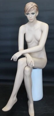 MANNEQUINSSHOP 4 ft 6 in Female Sitting Mannequin Feature Face Sculptured Hair Skin tone SFW9FT