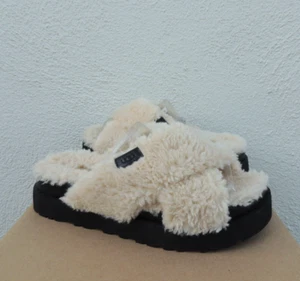 UGG NATURAL FUZZ SUGAR CROSS SLIDE WOOL/ FAUX FUR SLIPPERS, US 6/ EUR 37 ~NEW - Picture 1 of 4