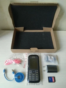 SAMSUNG XCOVER B550H GREY 3 MEGAPIXEL 2.4" HSPA RADIO FM CELLULARE VINTAGE - Foto 1 di 10