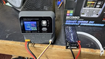 SkyRC BD380 Battery Discharger & Analyzer (40A/380W) SK-600153 - Image 1 of 4