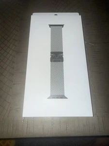Apple Watch 49 mm boucle milanaise titane noir - Large - Photo 1 sur 3