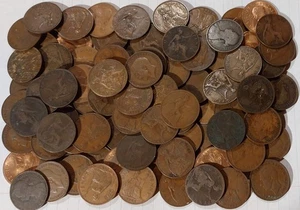 Gran Bretaña 100 Circuladas Antiguo Grande Reino Unido Penny Coin Lote de Trabajo - FOTO REAL - Imagen 1 de 1