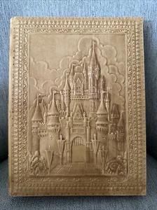 Disney weiches Leder geprägt Schloss Notizbuch Sammelalbum Album Vintage RAR - Bild 1 von 9