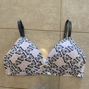 Nicole Miller New York Wire Free Lined Demi Bra White 34A Butterfly - Picture 1 of 6