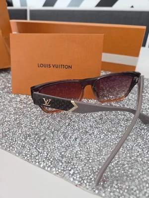 sunglasses Louis Vuitton  Foto 1 de 4