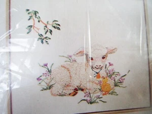 Creative Expressions 1233 Lovable Lamb 12”x10”Crewel Craft Kit (Sealed) 1984 - Picture 1 of 5