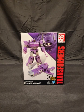 Transformers Generations SHOCKWAVE Walgreens Exclusive Decepticon Cover