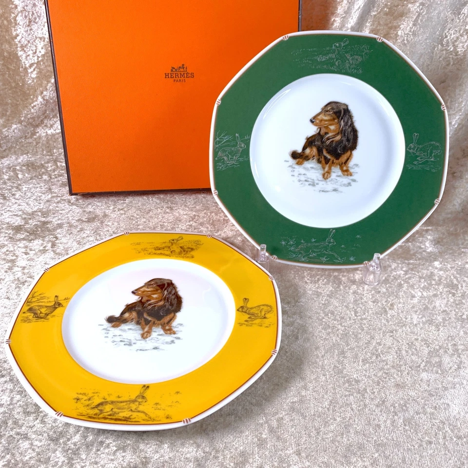 Juego de 2 vajilla de porcelana para perro Teckel de pelo largo plato de postre Hermes con caja Foto 1 de 4
