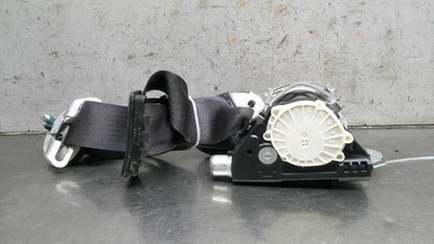 11 - 12 GMC YUKON XL 1500 R.PASSENGER FRONT SEAT BELT RETRACTOR BUCKET AND BENCH - Image 1 of 4