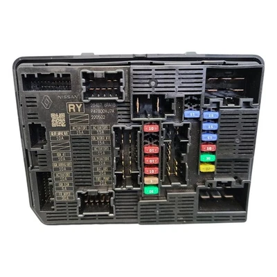 Nissan Qashqai J12 Fusebox 284B7 6RA1B - Image 1 of 4