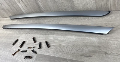 BMW X3 2004-2010 moldura de pilar lateral parabrisas izquierda y derecha con clips Foto 1 de 4