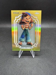 2024 Topps Chrome Disney Giulia Marcovaldo Gold Refractor #18/50 - Bild 1 von 2