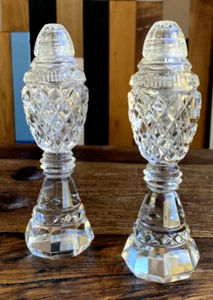 Scuoti sale e pepe piedistallo vetro cristallo trasparente vintage altezza 7 pollici - Foto 1 di 8